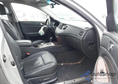 2011 Hyundai Genesis 4.6 z USA, uszkodzony, nr VIN KMHGC4DF4BU119625